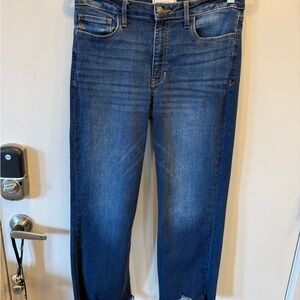 Stylish Blue Denim Ankle Length Jeans